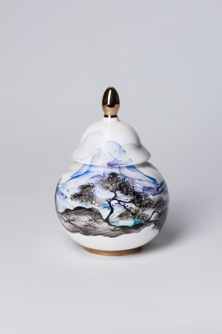 Decorative porcelain vases