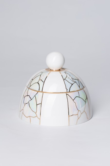 Porcelain sugar bowls