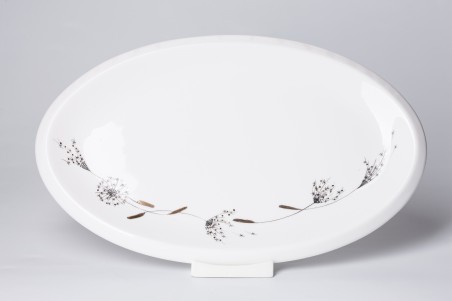Porcelain plates