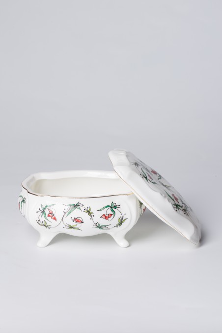 Decorative porcelain boxes with lids